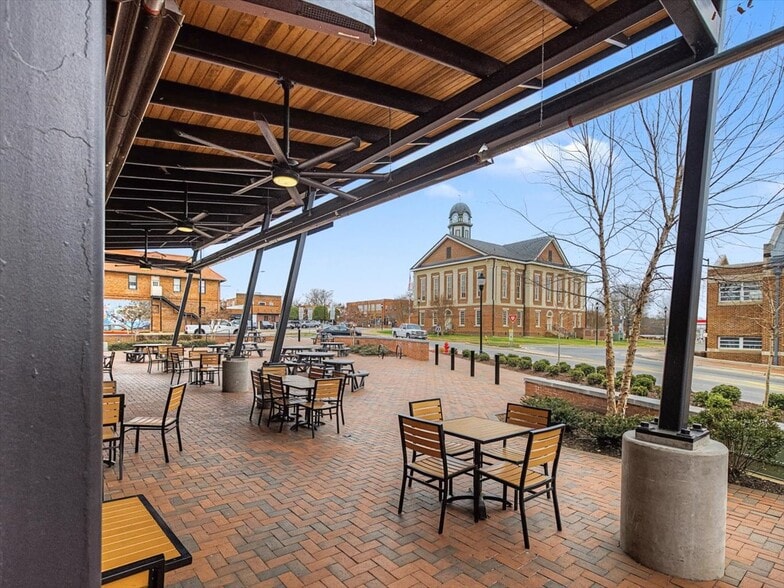 More Photos Of 39 West St, Pittsboro Restaurant For Lease