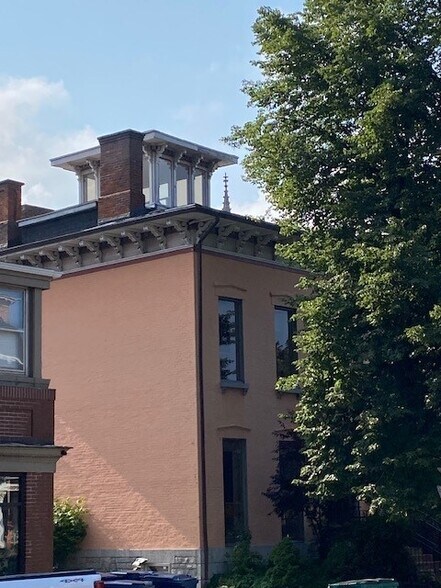 More Photos Of 433 Franklin St, Buffalo Schools For Lease