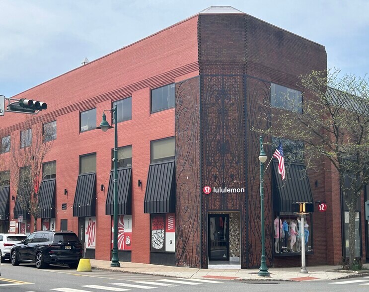 Primary Photo Of 402-404 Springfield Ave, Summit Storefront Retail Office For Lease