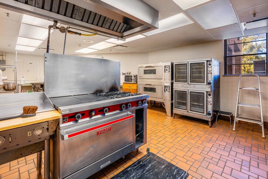 More Photos Of W2658 WI-33, La Crosse Assisted Living For Sale