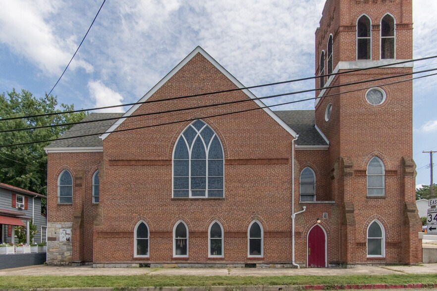 More Photos Of 201 E Main St, Sharpsburg Religious Facility For Sale