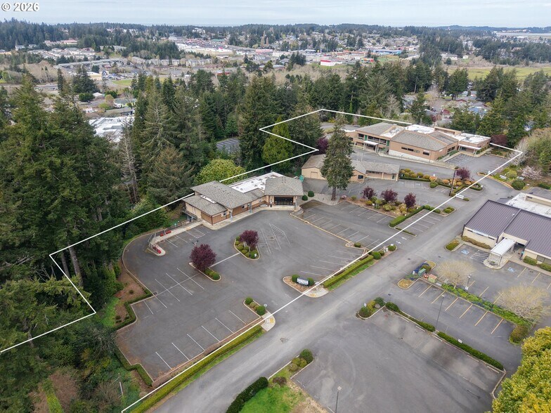 More Photos Of , Coos Bay Office For Sale