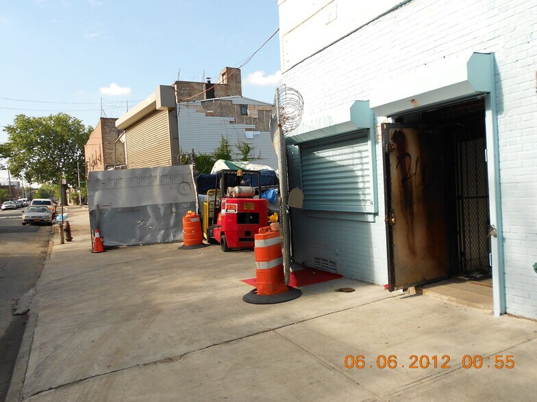 More Photos Of , Brooklyn Unknown For Sale