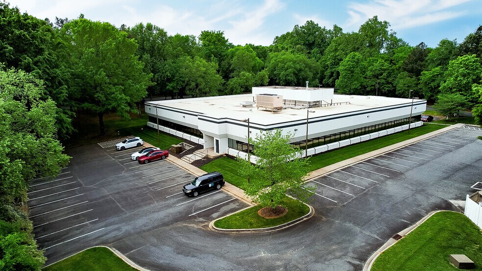 More Photos Of 9700 Research Dr, Charlotte Office For Lease