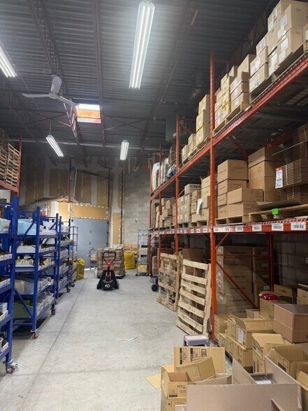 More Photos Of 50 W Wilmot St, Richmond Hill Manufacturing For Lease