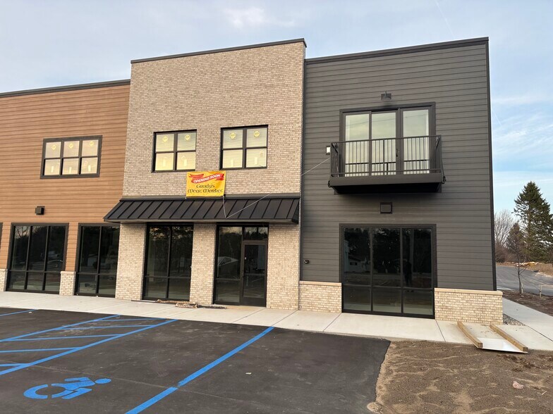 More Photos Of 1303 Post Dr NE, Belmont Storefront For Lease