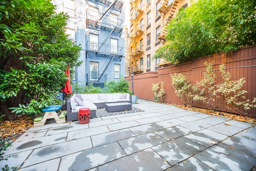 More Photos Of 248 E 32nd St, New York Apartments For Sale