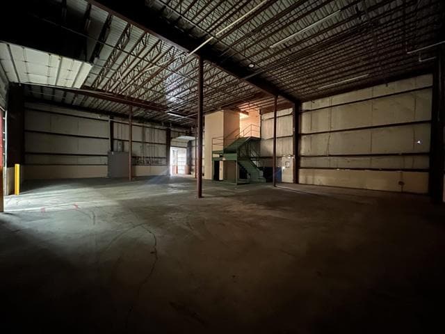 More Photos Of 4425 Pan American Blvd, Laredo Warehouse For Lease
