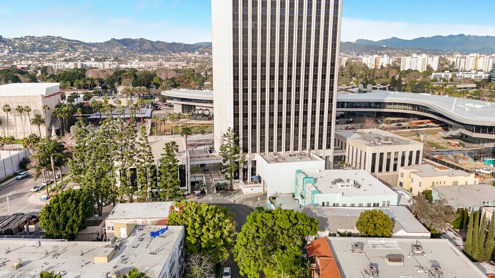 More Photos Of 728 S Genesee Ave, Los Angeles Apartments For Sale