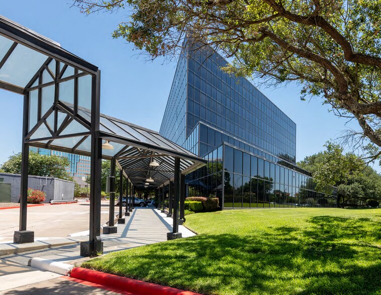 More Photos Of 10000 Richmond Ave, Houston Office For Lease