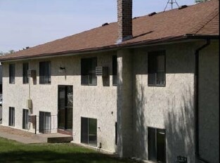 More Photos Of 5892-5896 Elm St, North Branch Apartments For Sale