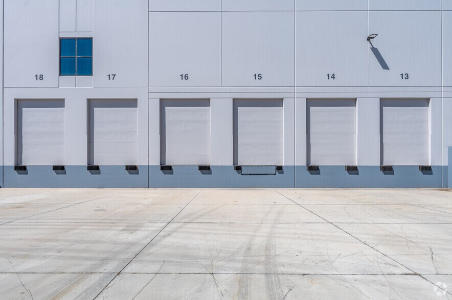 More Photos Of 6025 Procyon St, Las Vegas Warehouse For Lease