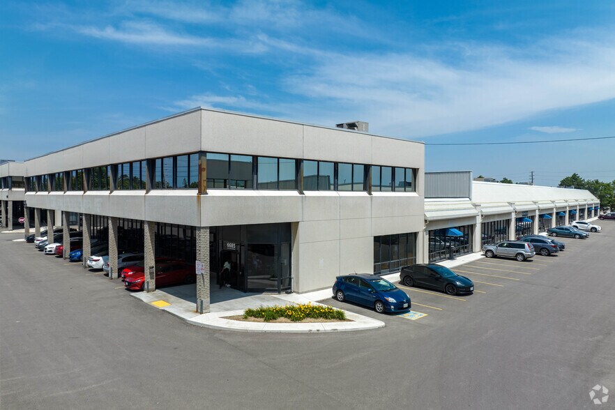 More Photos Of 6625 Tomken Rd, Mississauga Unknown For Lease