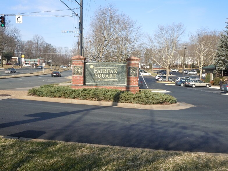 More Photos Of 9900 Main St, Fairfax Office For Lease