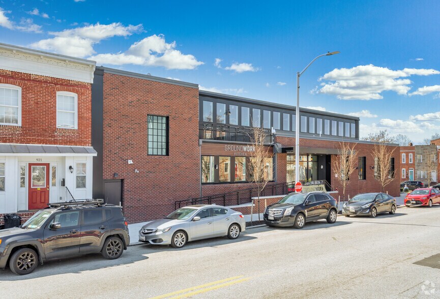 Primary Photo Of 925 Washington Blvd, Baltimore Restaurant For Sale