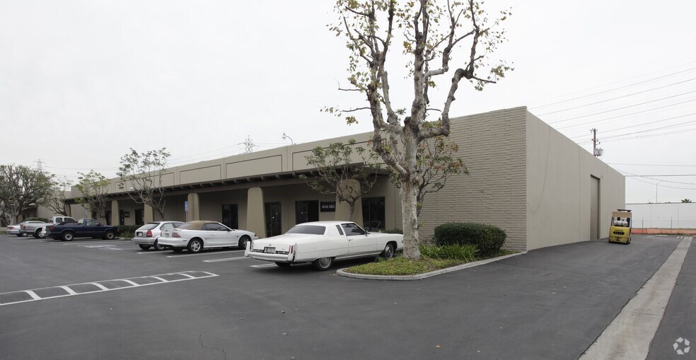 Primary Photo Of 1598 S Anaheim Blvd, Anaheim Manufacturing For Lease