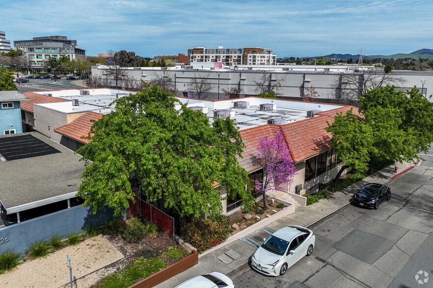 More Photos Of 1801 N California Blvd, Walnut Creek Office For Lease