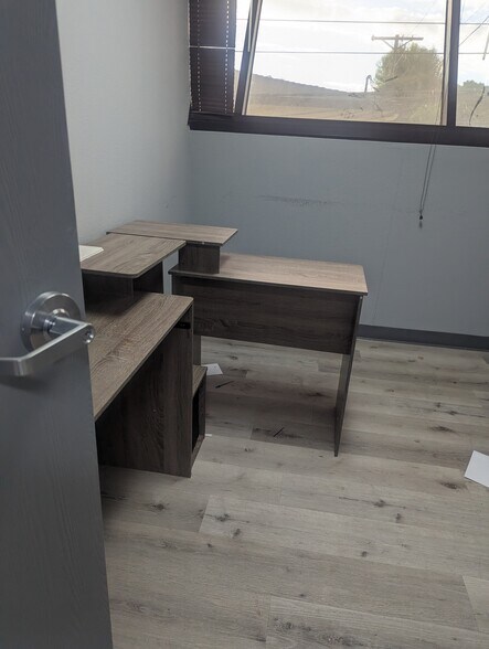 More Photos Of 5311 Topanga Canyon Blvd, Woodland Hills Office For Lease