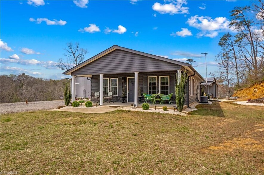 More Photos Of 1595 Cheatham Ford Rd, Hiddenite Religious Facility For Sale