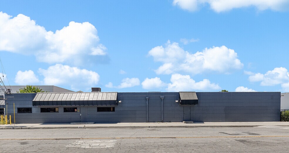 More Photos Of 12300 Denholm Dr, El Monte Warehouse For Sale