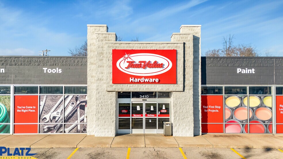 More Photos Of 3408-3410 Canfield Rd, Youngstown Storefront For Lease