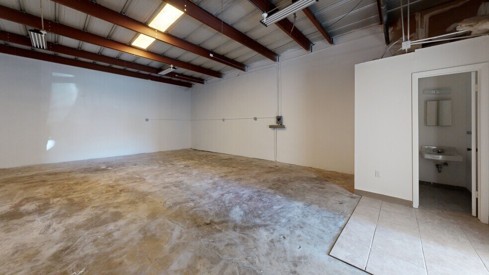 Primary Photo Of 7999 Hansen Rd, Houston Unknown For Lease