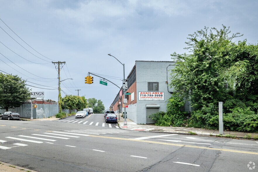 More Photos Of 104-20 Dunkirk St, Jamaica Warehouse For Sale