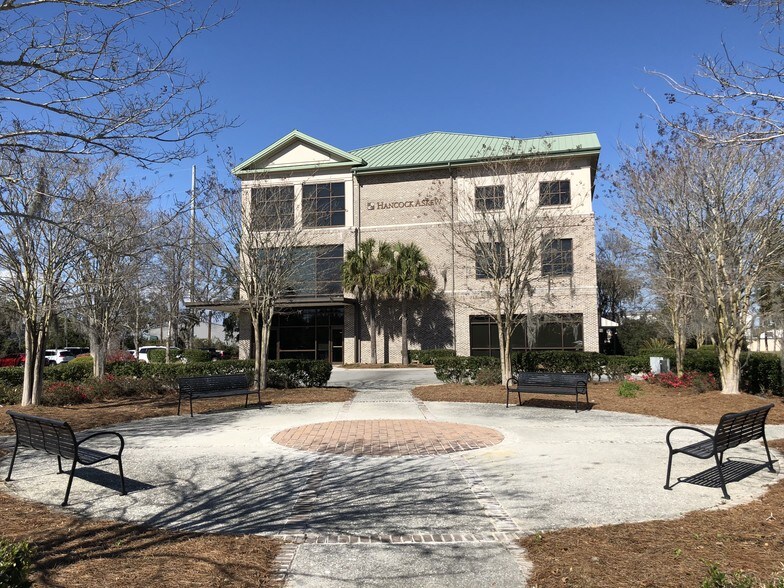 More Photos Of 100 Riverview Dr, Savannah Office For Lease