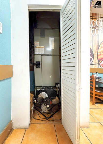 More Photos Of 4960 NW 165th St, Miami Warehouse For Sale