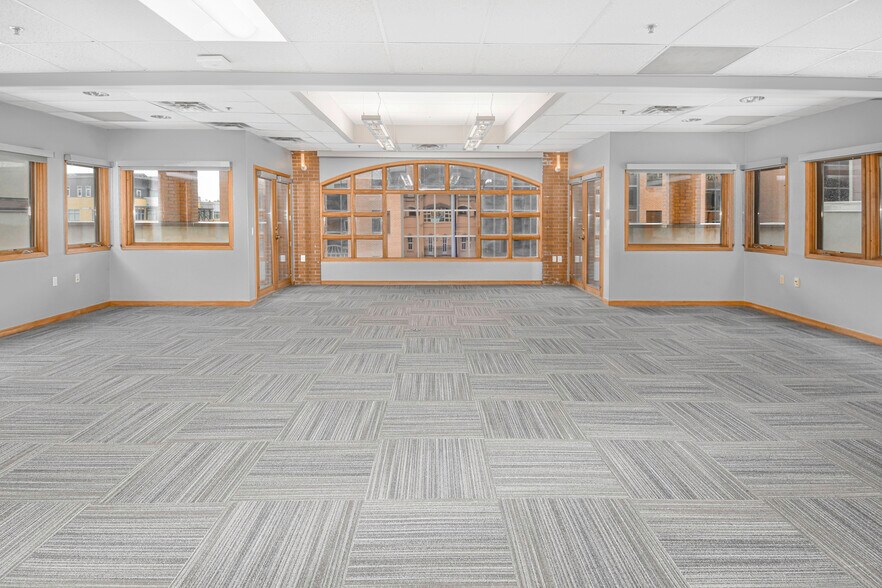 More Photos Of 1033-1037 Walnut St, Boulder Loft Creative Space For Lease