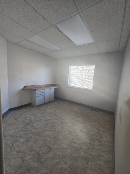 More Photos Of 119 Country Ln, Jerome Office For Sale