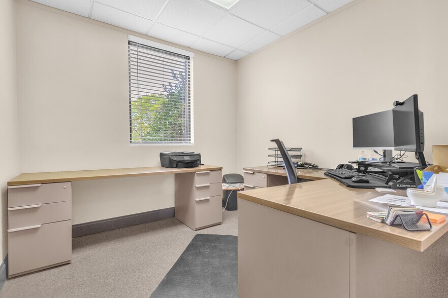 More Photos Of 4249 Lomac St, Montgomery Medical For Lease