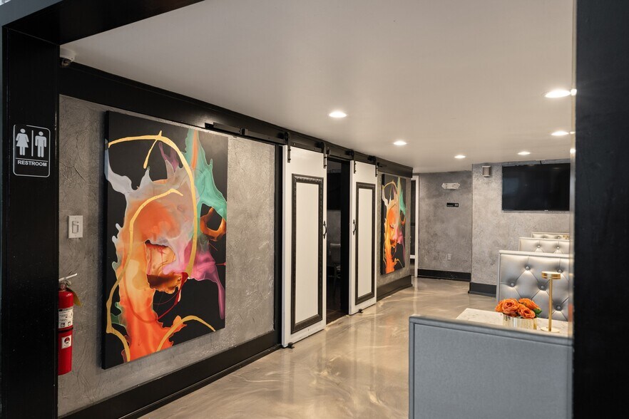 More Photos Of 281 Peters St SW, Atlanta Bar For Sale