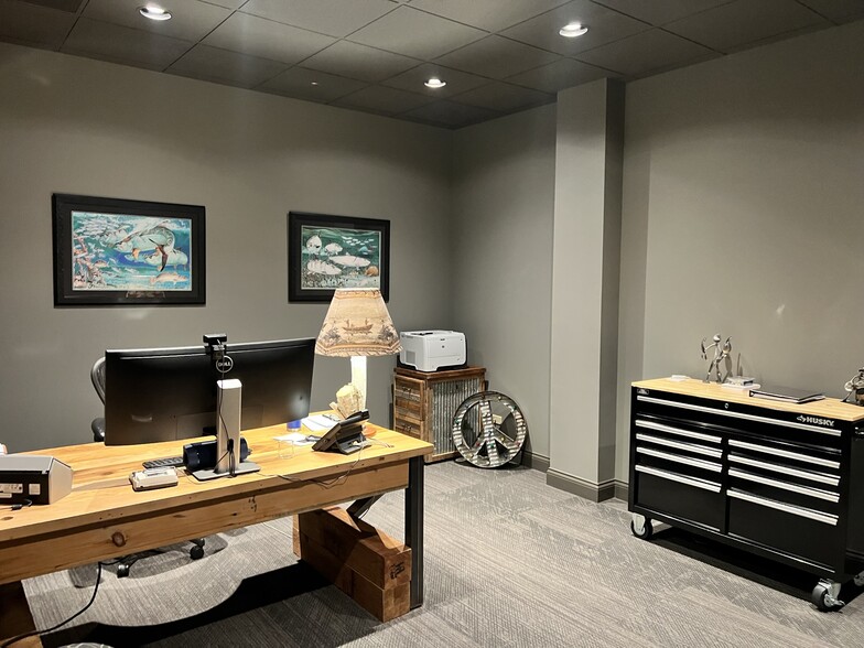 1860 W Winchester Rd, Libertyville, IL 60048 Loft Creative Space For