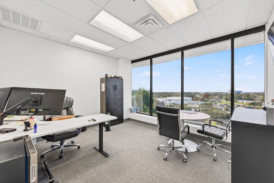 More Photos Of 930 S Harbor City Blvd SW, Melbourne Office For Sale