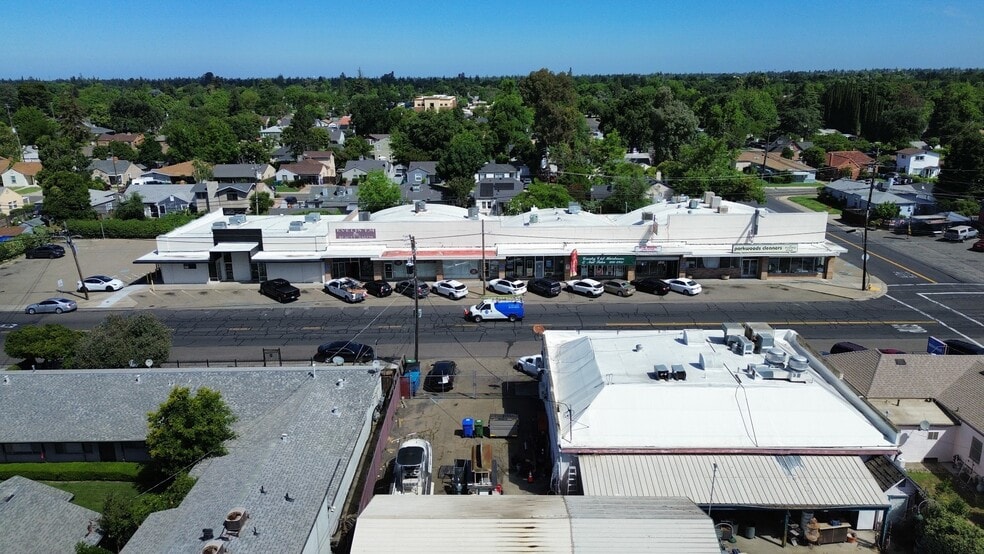 Primary Photo Of 1901-1939 Country Club Blvd, Stockton General Retail For Lease