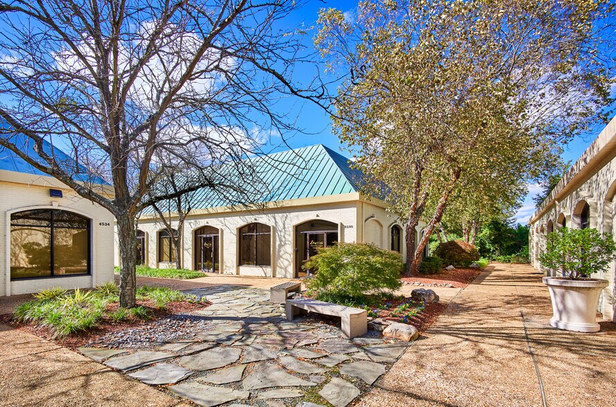 More Photos Of 4532-4542 Bonney Rd, Virginia Beach Office For Lease