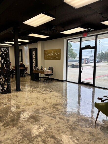 More Photos Of 22325 Gosling Rd, Spring Unknown For Lease