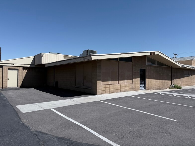Primary Photo Of 3825 N 39th Ave, Phoenix Manufacturing For Sale