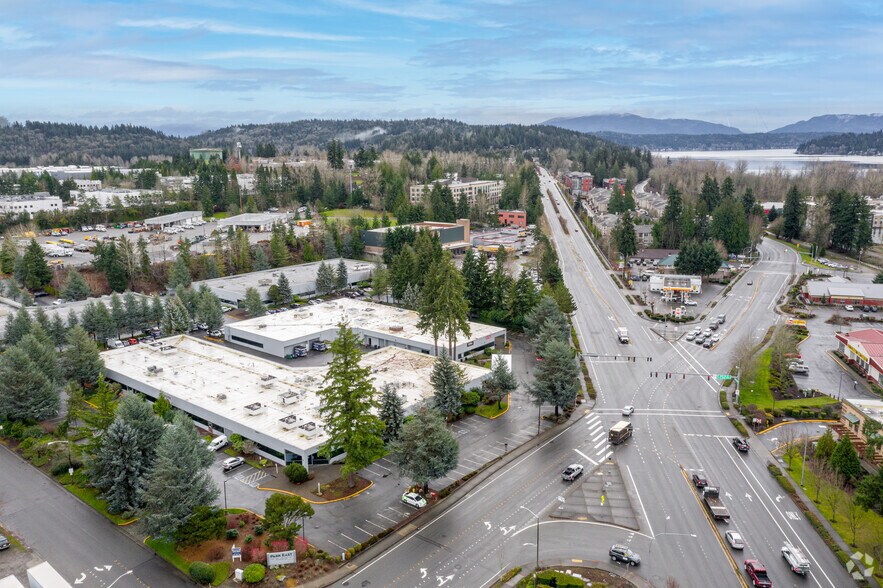 More Photos Of 18005 NE 68th St, Redmond Flex For Lease