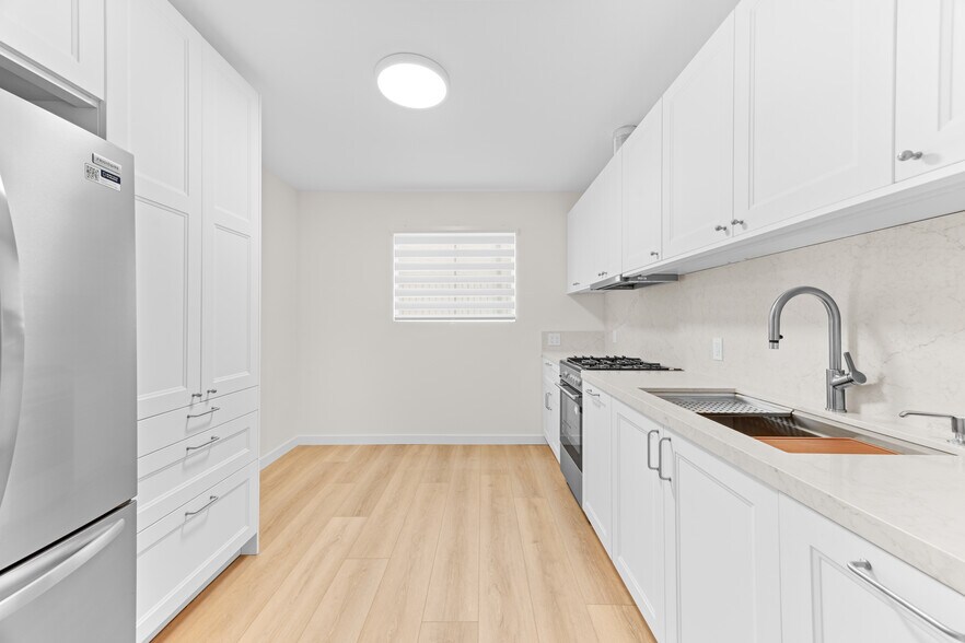 More Photos Of 4345 Ventura Canyon Ave, Sherman Oaks Apartments For Sale