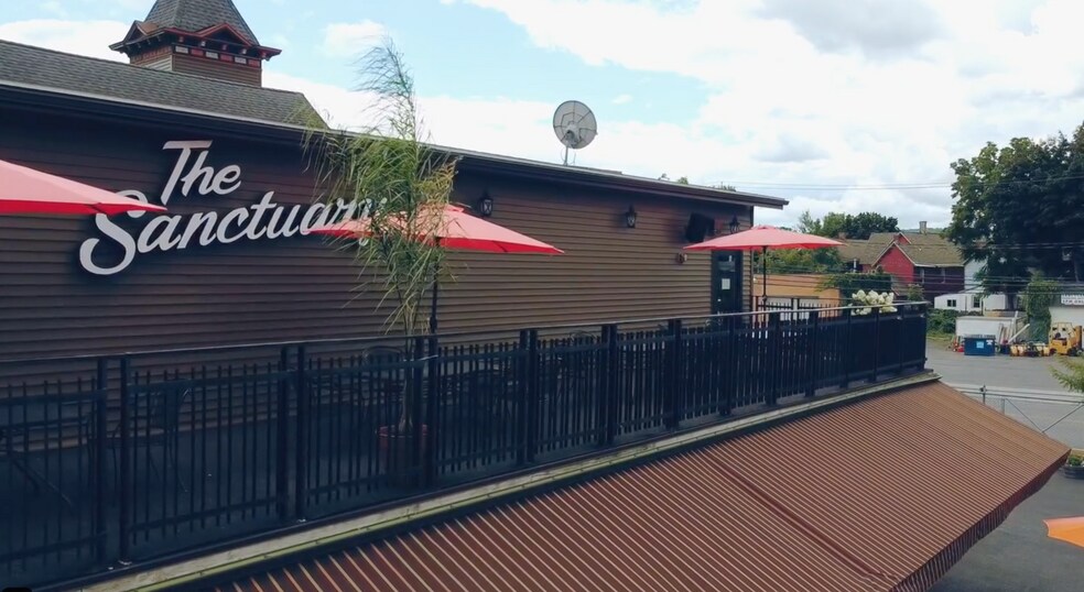 More Photos Of 728 Court St, Utica Restaurant For Sale