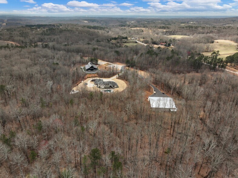 More Photos Of 3263 Tanners Mill Rd, Gainesville Specialty For Sale