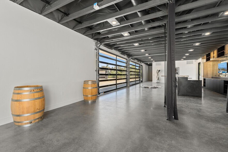 More Photos Of 36051 E Benton Rd, Temecula Winery Vineyard For Sale