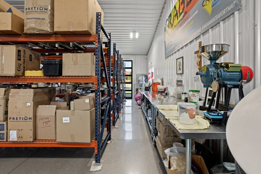 More Photos Of 5498 51st Ave S, Fargo General Retail For Sale