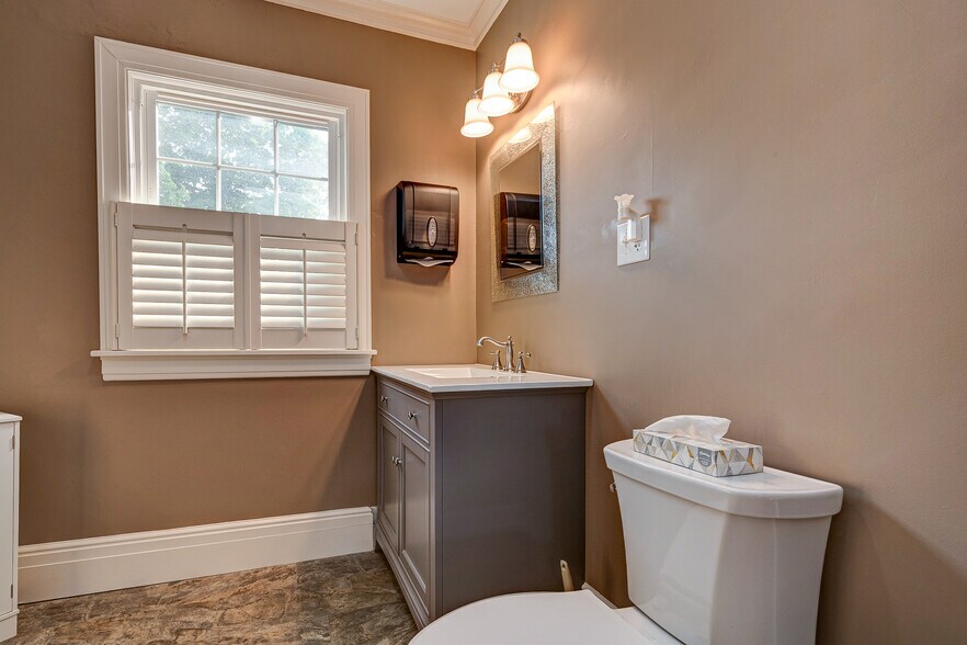 More Photos Of 8 Church St, Westborough Office Residential For Lease