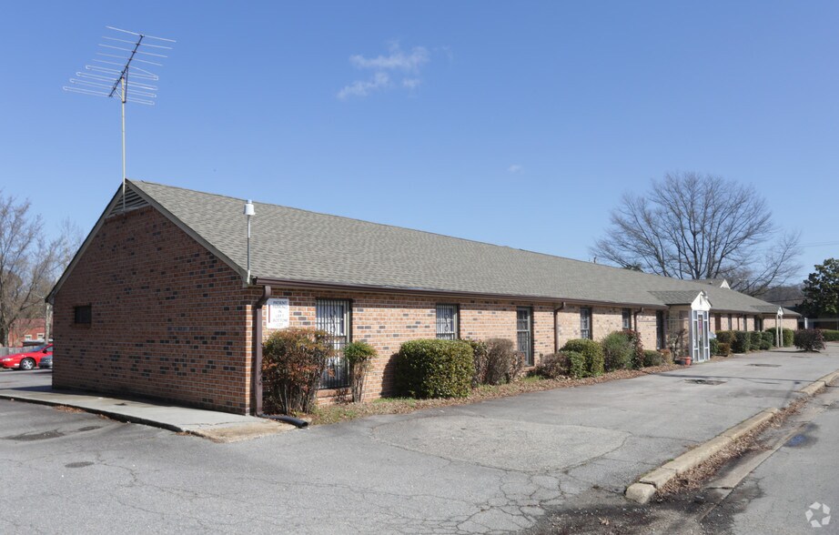 More Photos Of 510 S Sycamore St, Petersburg Medical For Lease