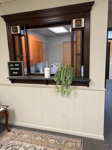 More Photos Of 300 3rd Ave SE, Rochester Medical For Sale