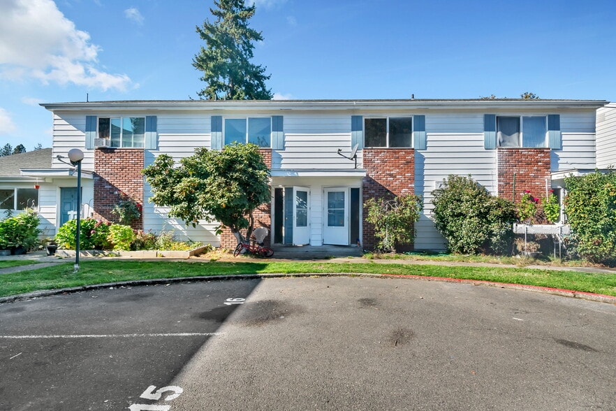 More Photos Of 17920 SW Alexander St, Beaverton Apartments For Sale