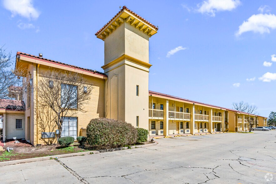 More Photos Of 1035 Martin Luther King Jr Dr, Monroe Hotel For Sale